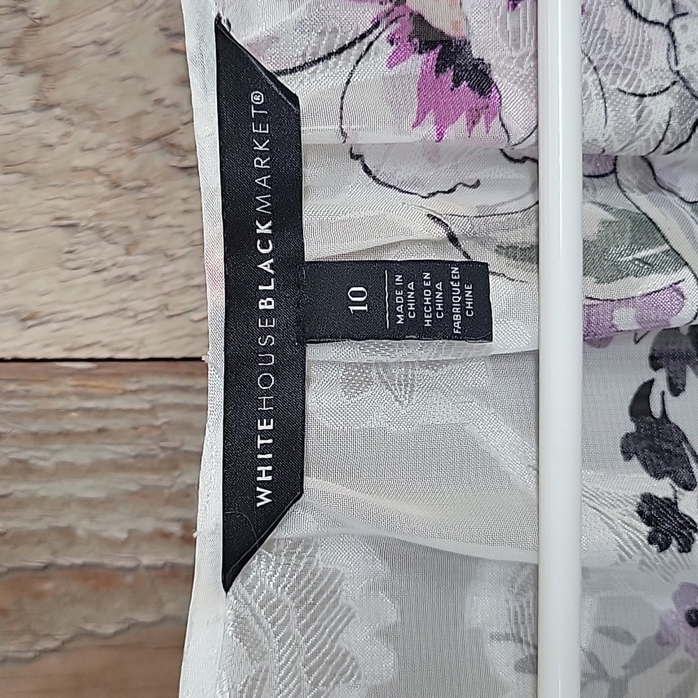 White House Black Market Floral Blouse - White and Purple - Picture 5 of 6